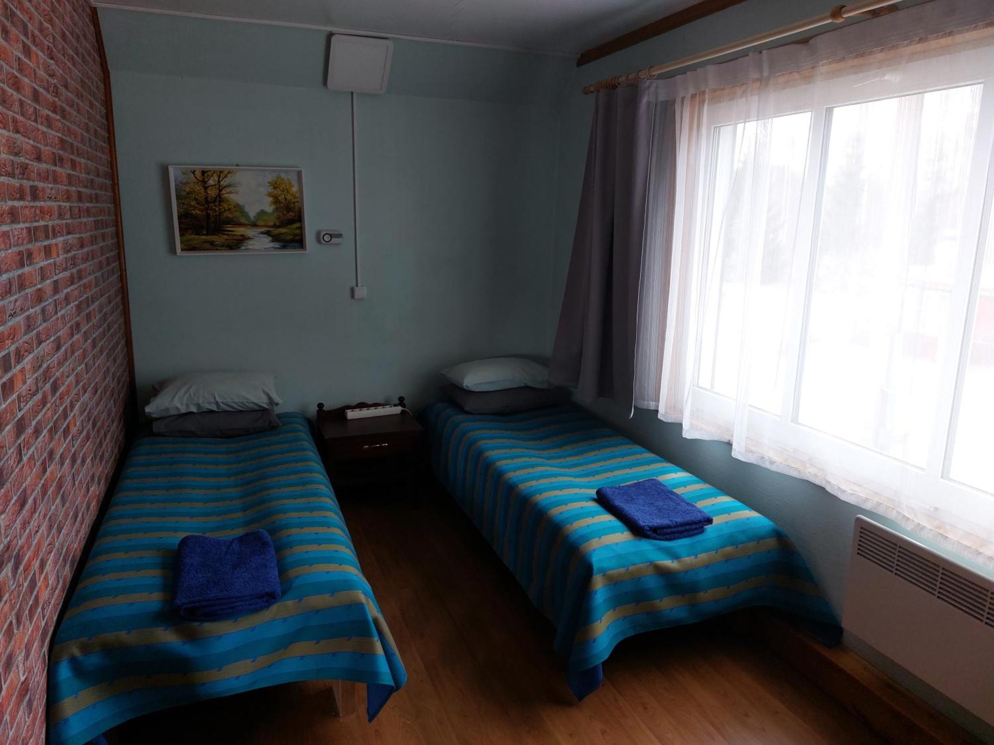 Hostel Livonia Matkamaja Kilingi-Nomme Exterior foto