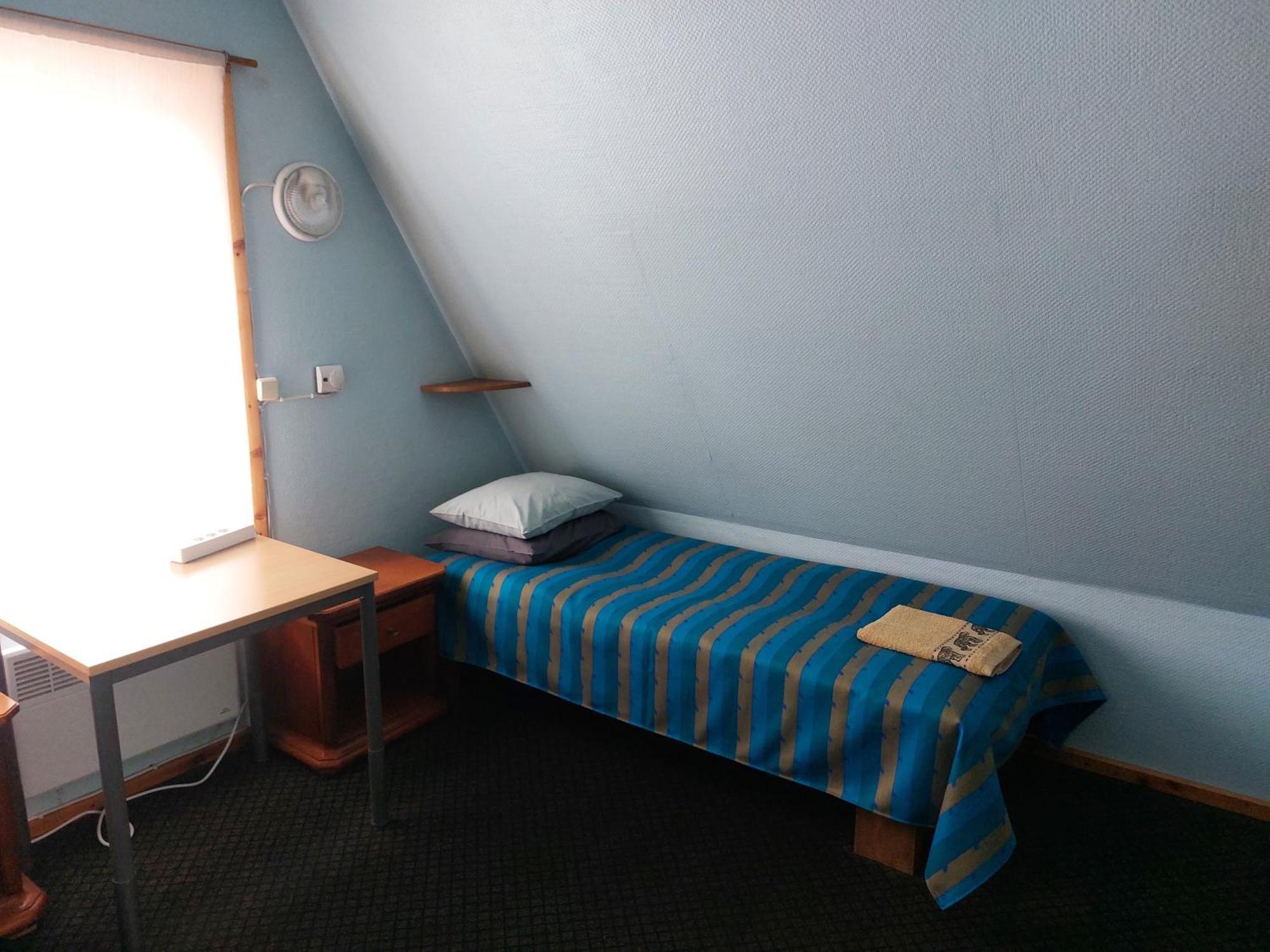 Hostel Livonia Matkamaja Kilingi-Nomme Exterior foto
